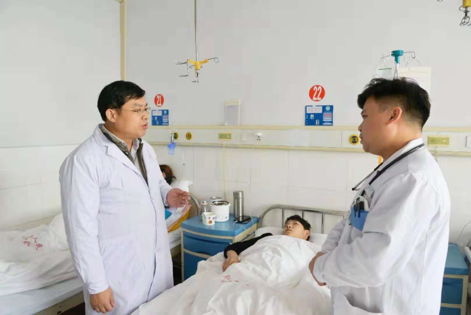 赵明2.jpg